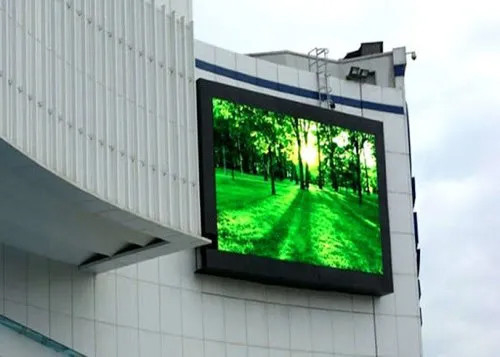 5FT 4FT P4RGB LED Anschlagtafel im Freien Front Opening Aluminum Cabinet Advertising