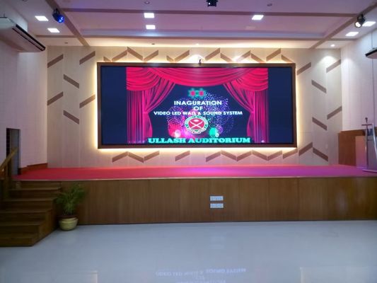 128*256mm örtlich festgelegter LED Innenschirm, Videowand P2RGB HD LED