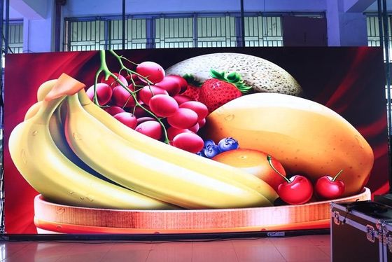 Farbenreicher Innenmiet-LED Schirm 128x128 P3.91 punktiert CER Stadium geführte Wand
