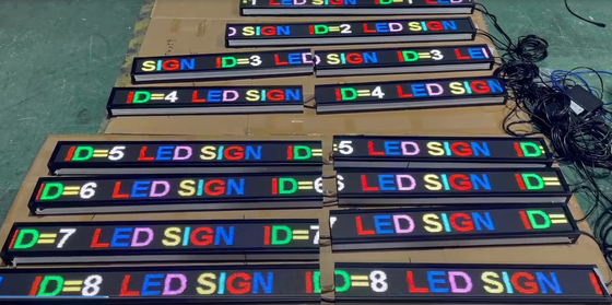 Kundenspezifisches bewegliches Zeichen-Brett P3mm RGB LED mit Austauscher 16port