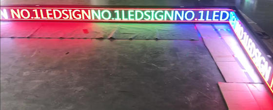 Unterzeichnet Innen-RGB LED Fenster-Anzeige P3 Semioutdoor für Geschäfts-Dekoration