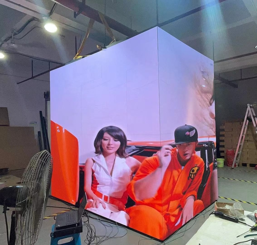 640x480 große LED Werbung des Druckguss-Kabinett-Innen-P2.5RGB 4 der Seiten-des Schirm-3840hz